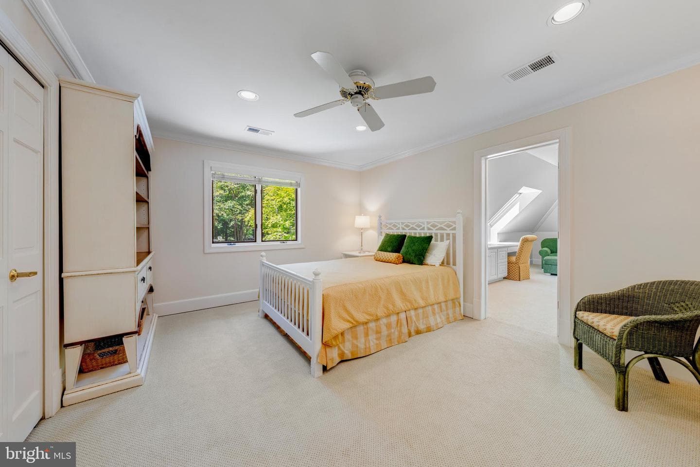 2402 Oakmont Court photo 41