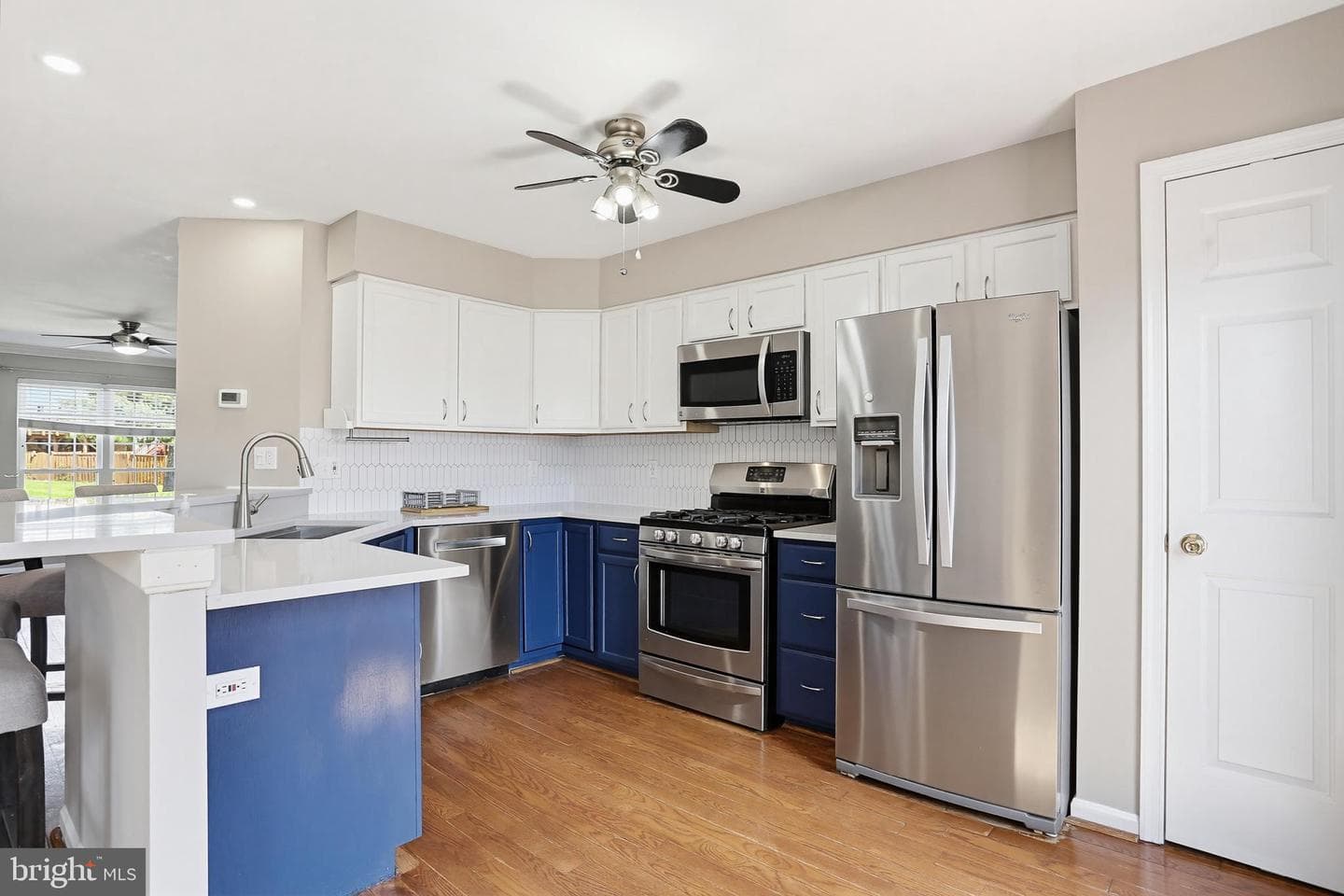 6891 Signature Circle photo 10