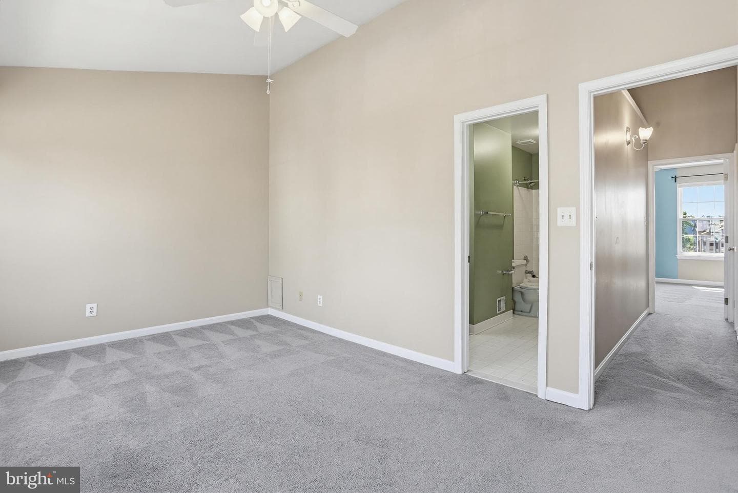 6891 Signature Circle photo 23