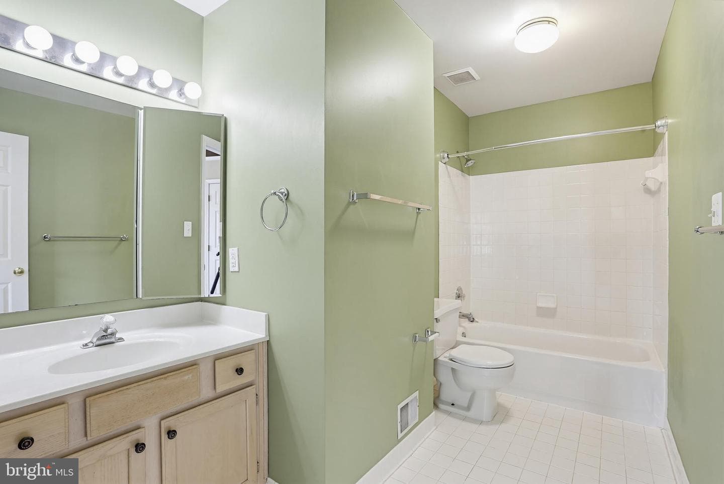 6891 Signature Circle photo 25
