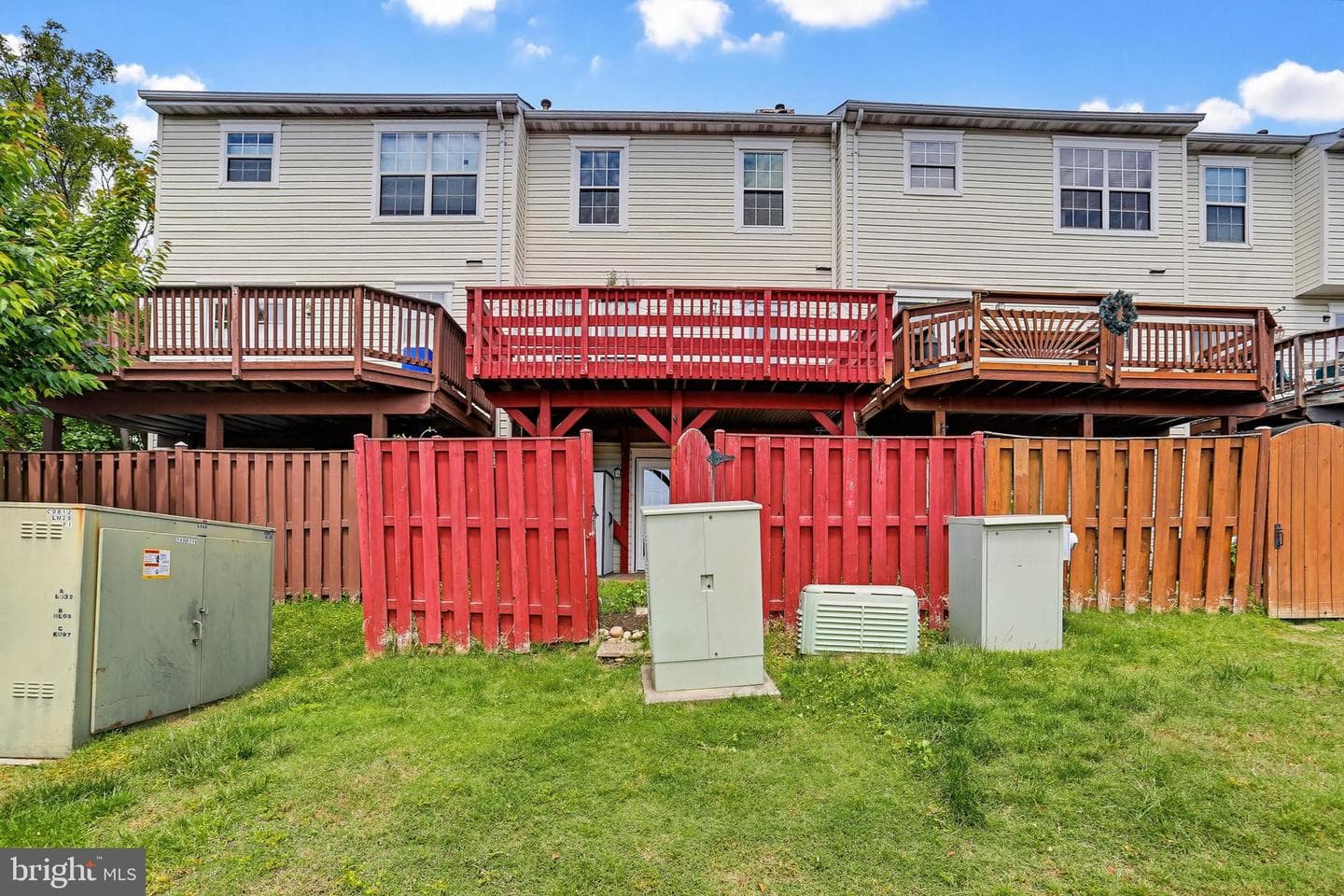 6891 Signature Circle photo 36
