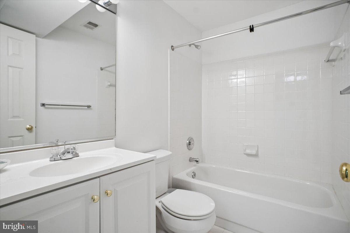 9103 Lynchburg Court photo 52