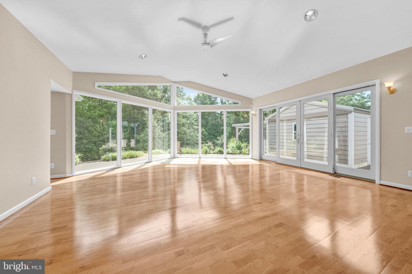 3525 Devon Drive photo 7