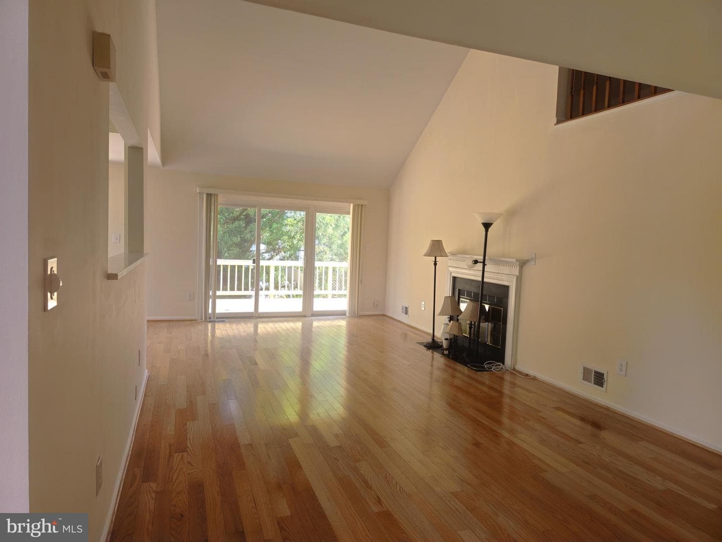 4507 Highland Green Court photo 5