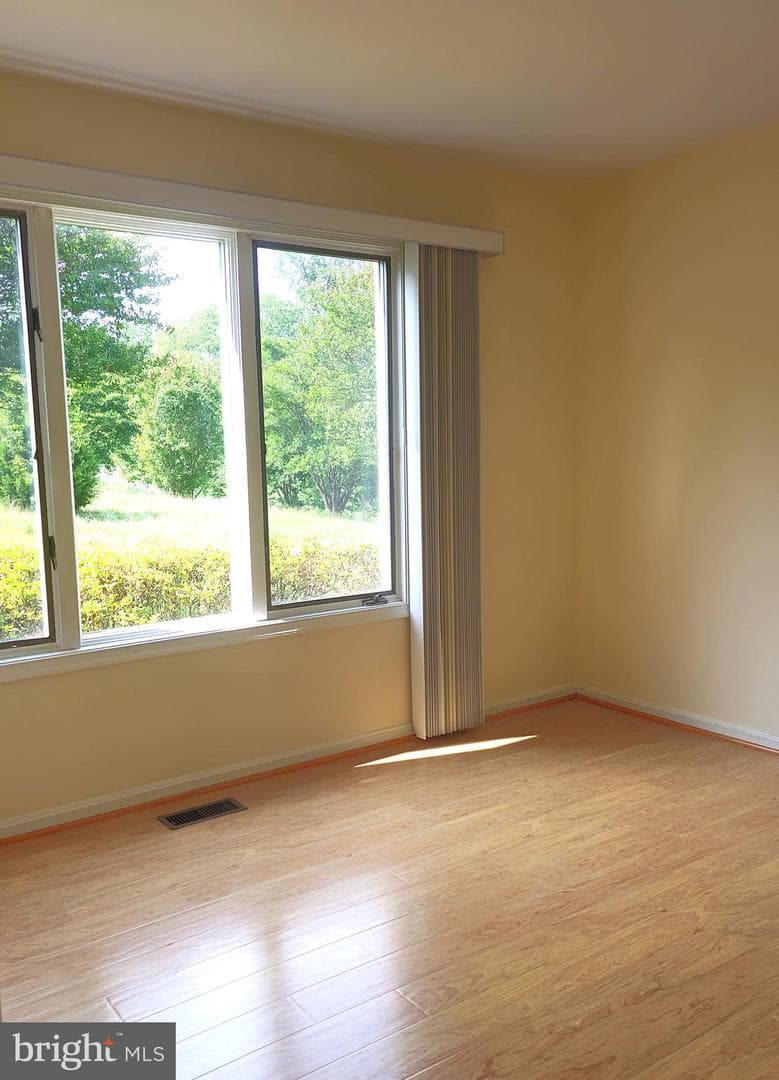 4507 Highland Green Court photo 9