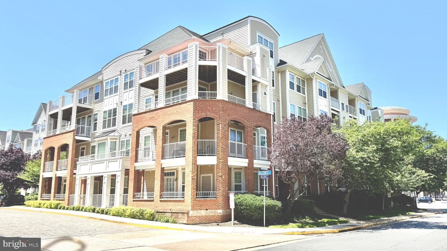 2700 Bellforest Court #108, Vienna