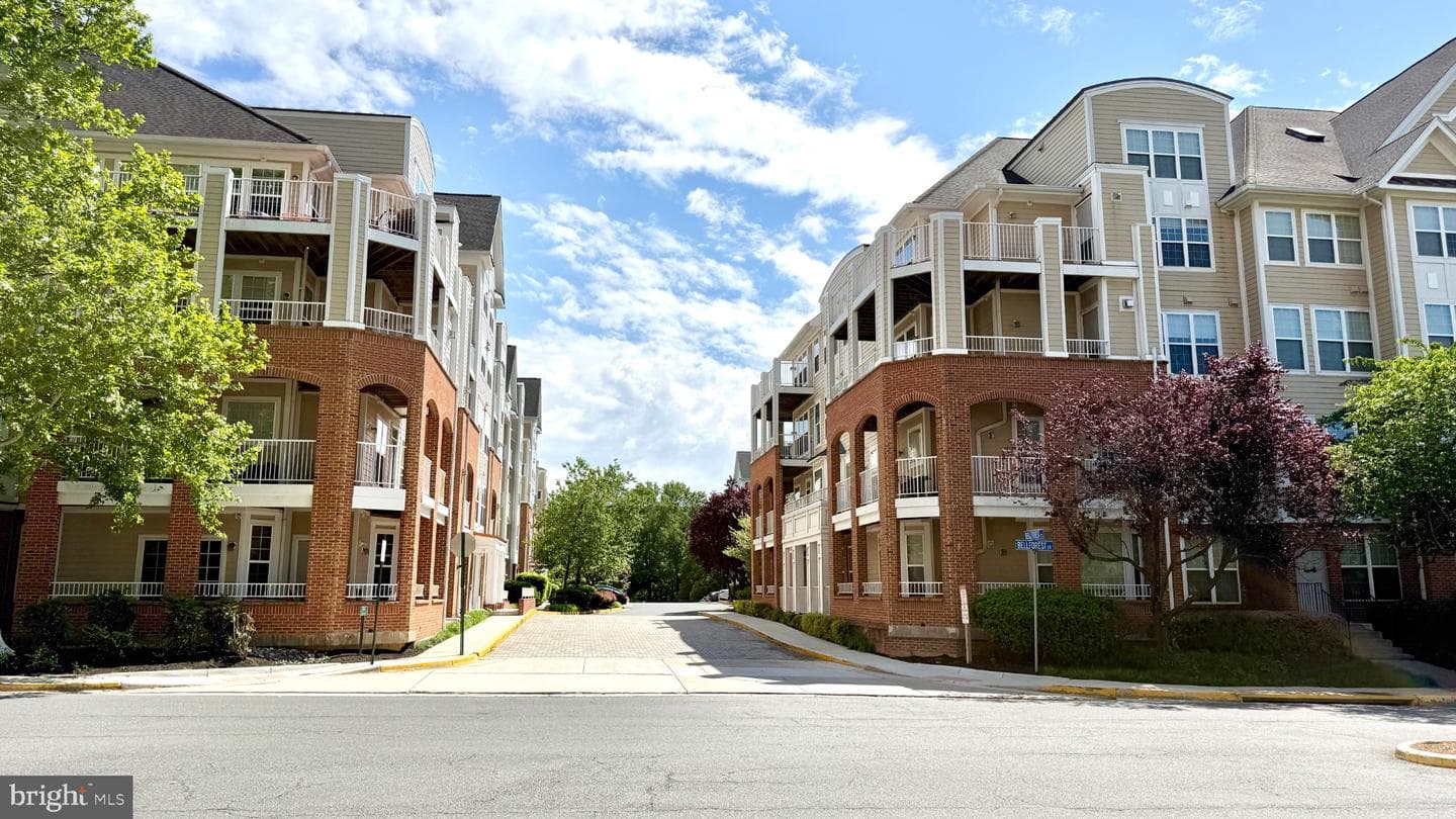 2700 Bellforest Court #108, Vienna