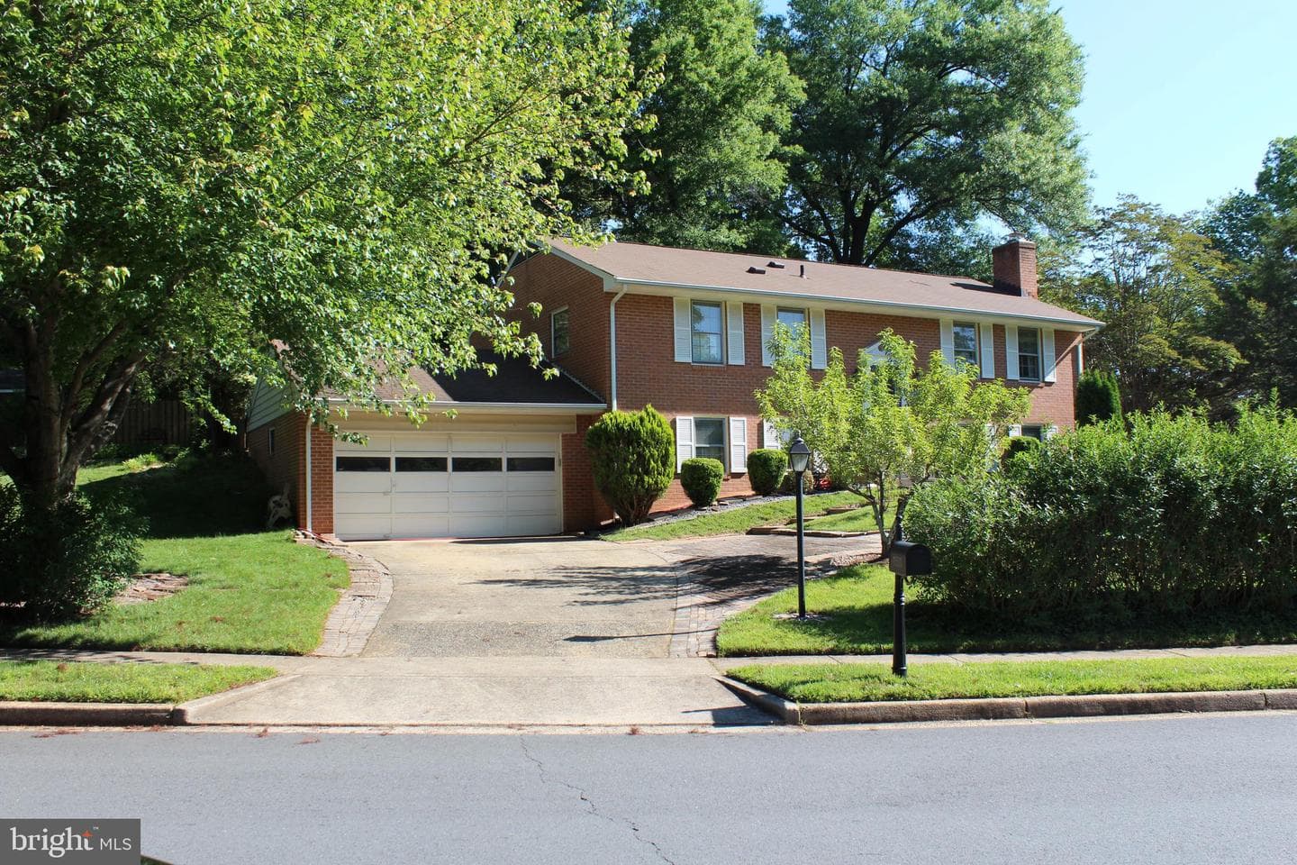10500 Linfield Street, Fairfax