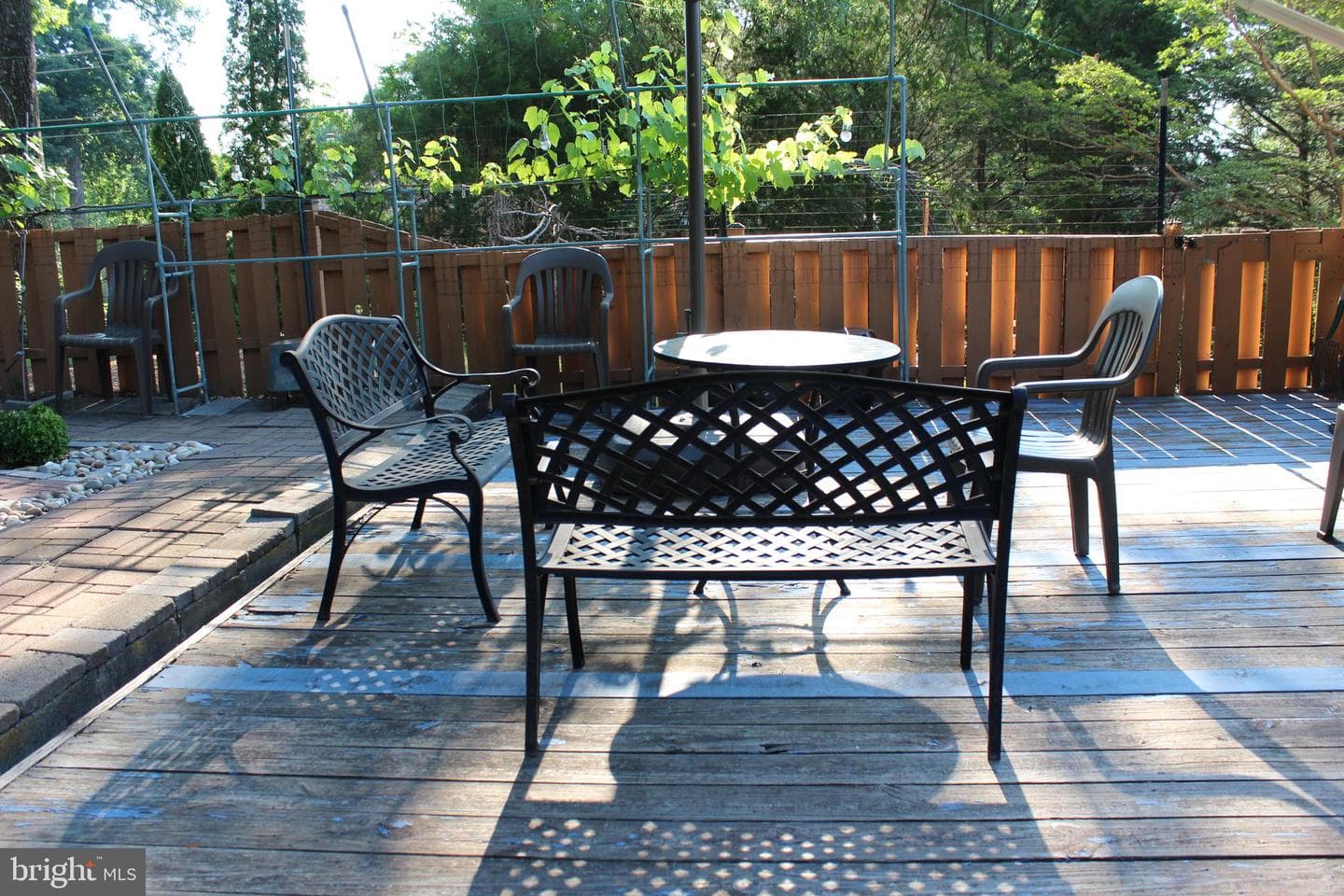 10500 Linfield Street photo 23