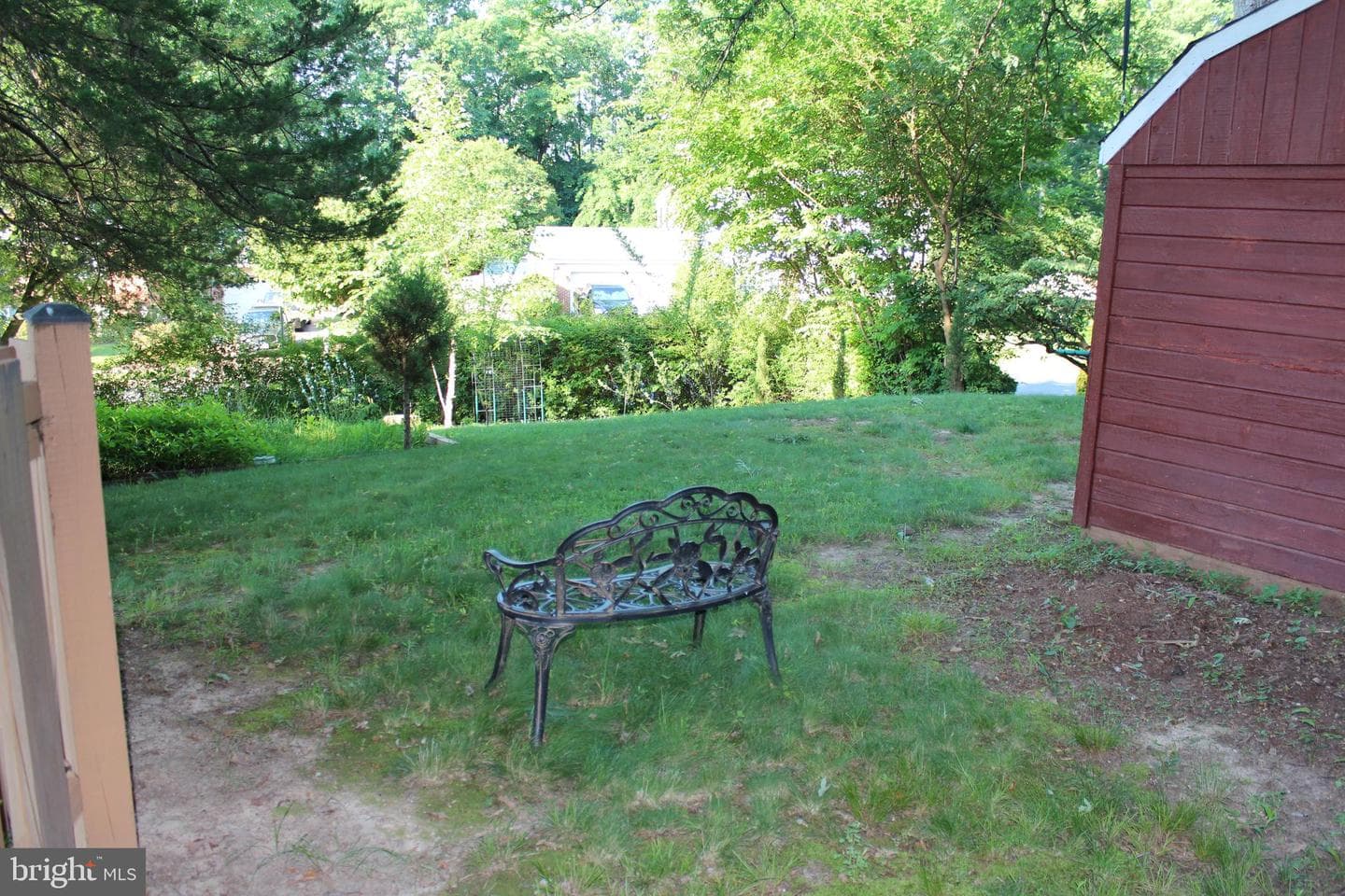 10500 Linfield Street photo 50