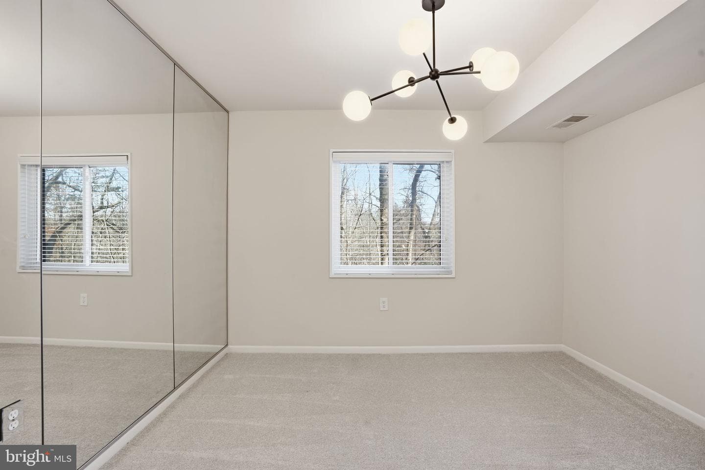 1552 Northgate Square #12b photo 18