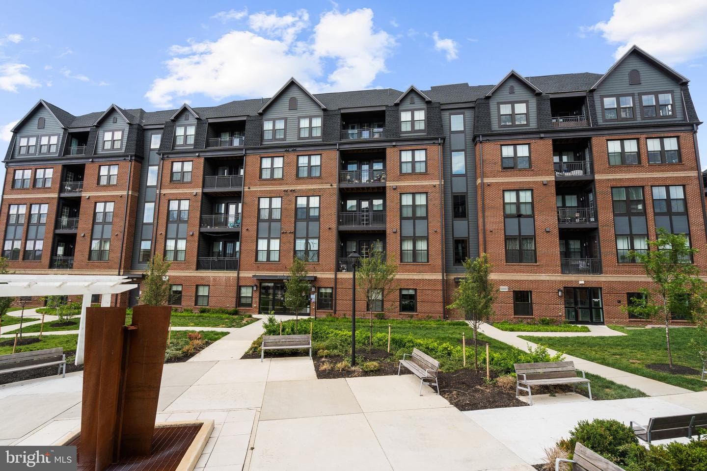3925 Fair Ridge Drive #201, Fairfax