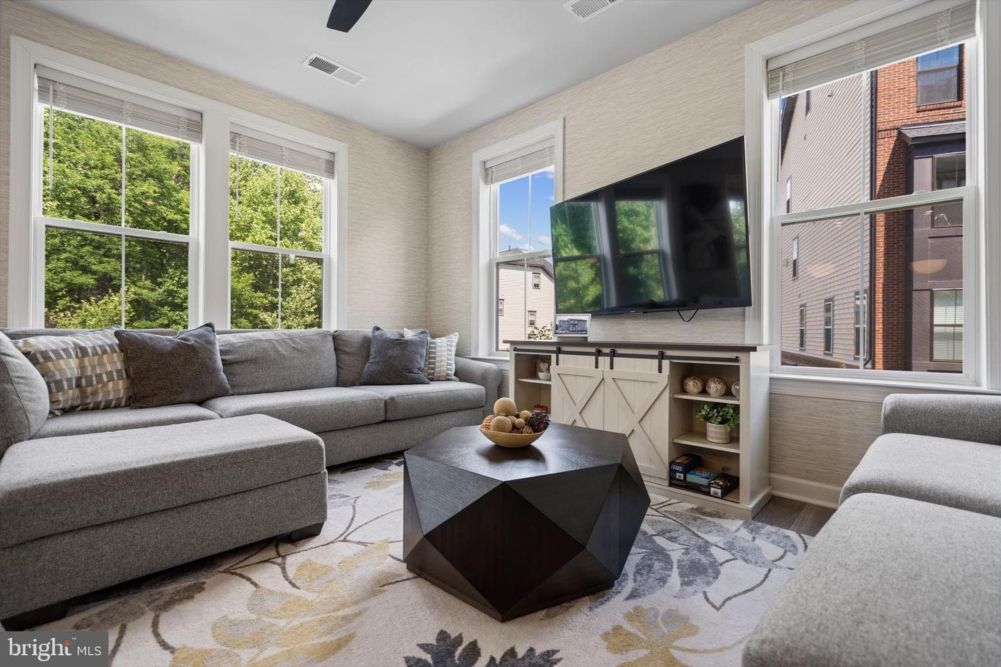 3925 Fair Ridge Drive #201 photo 34