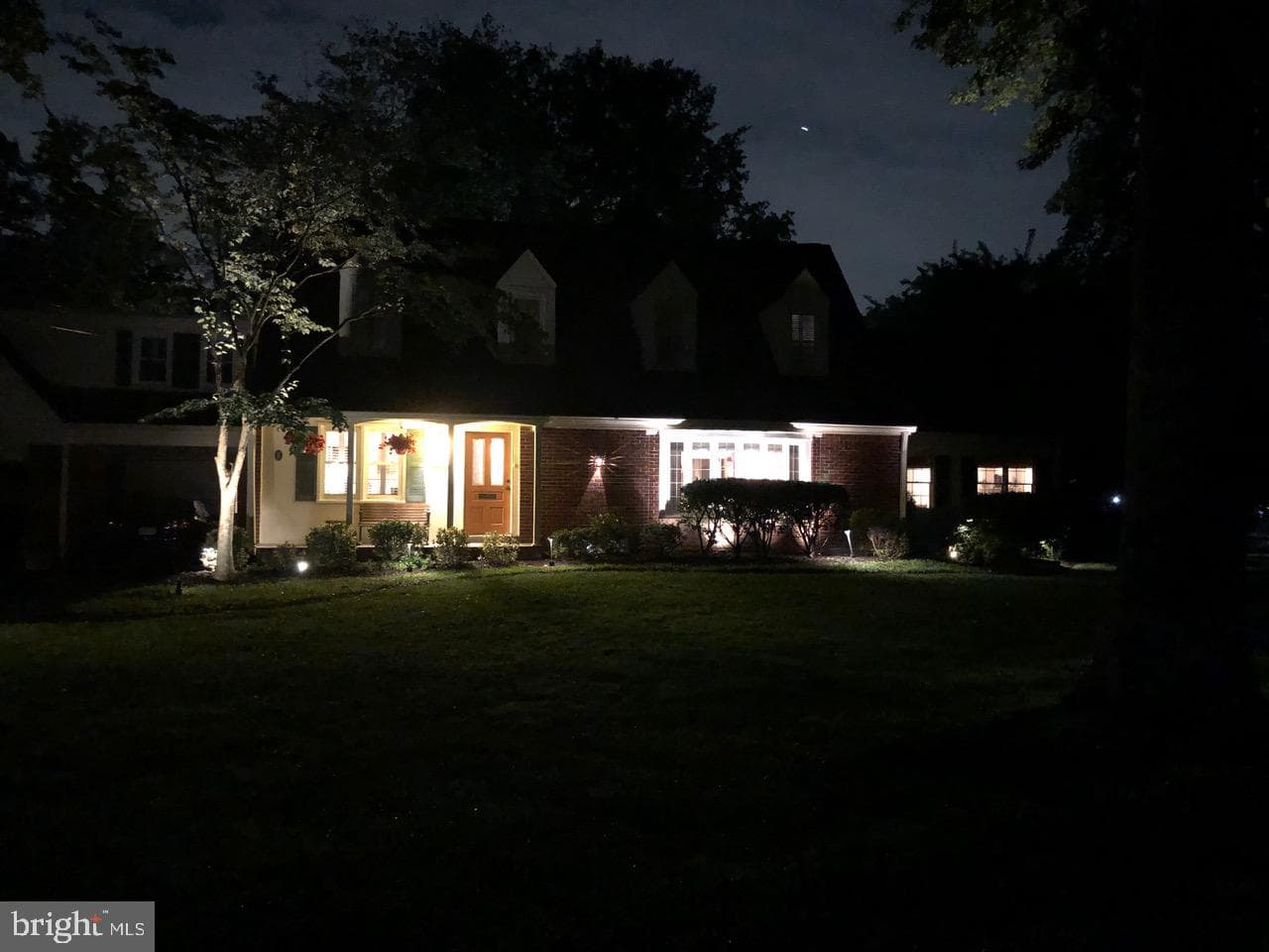 9211 Forest Haven Drive photo 3