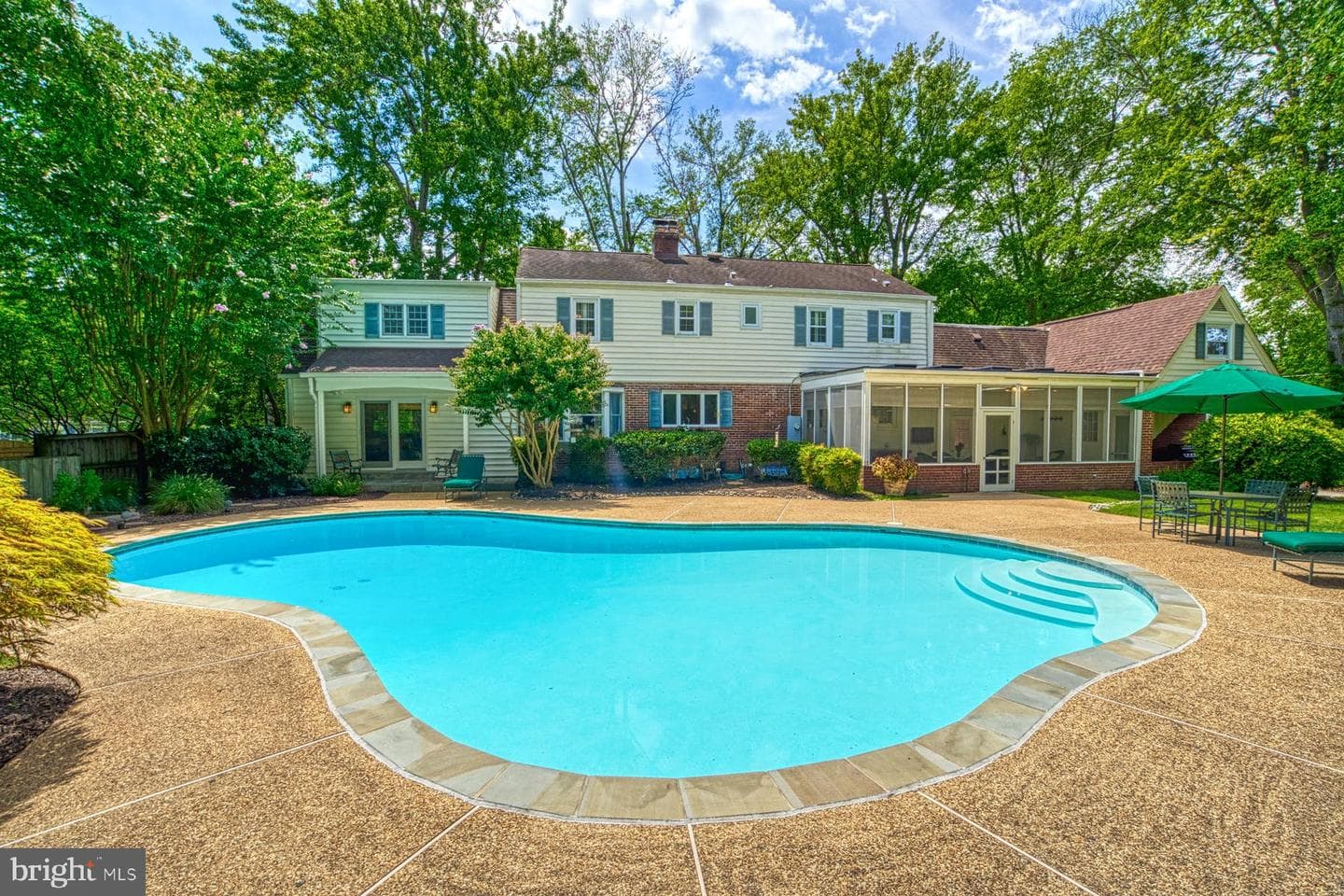 9211 Forest Haven Drive photo 4