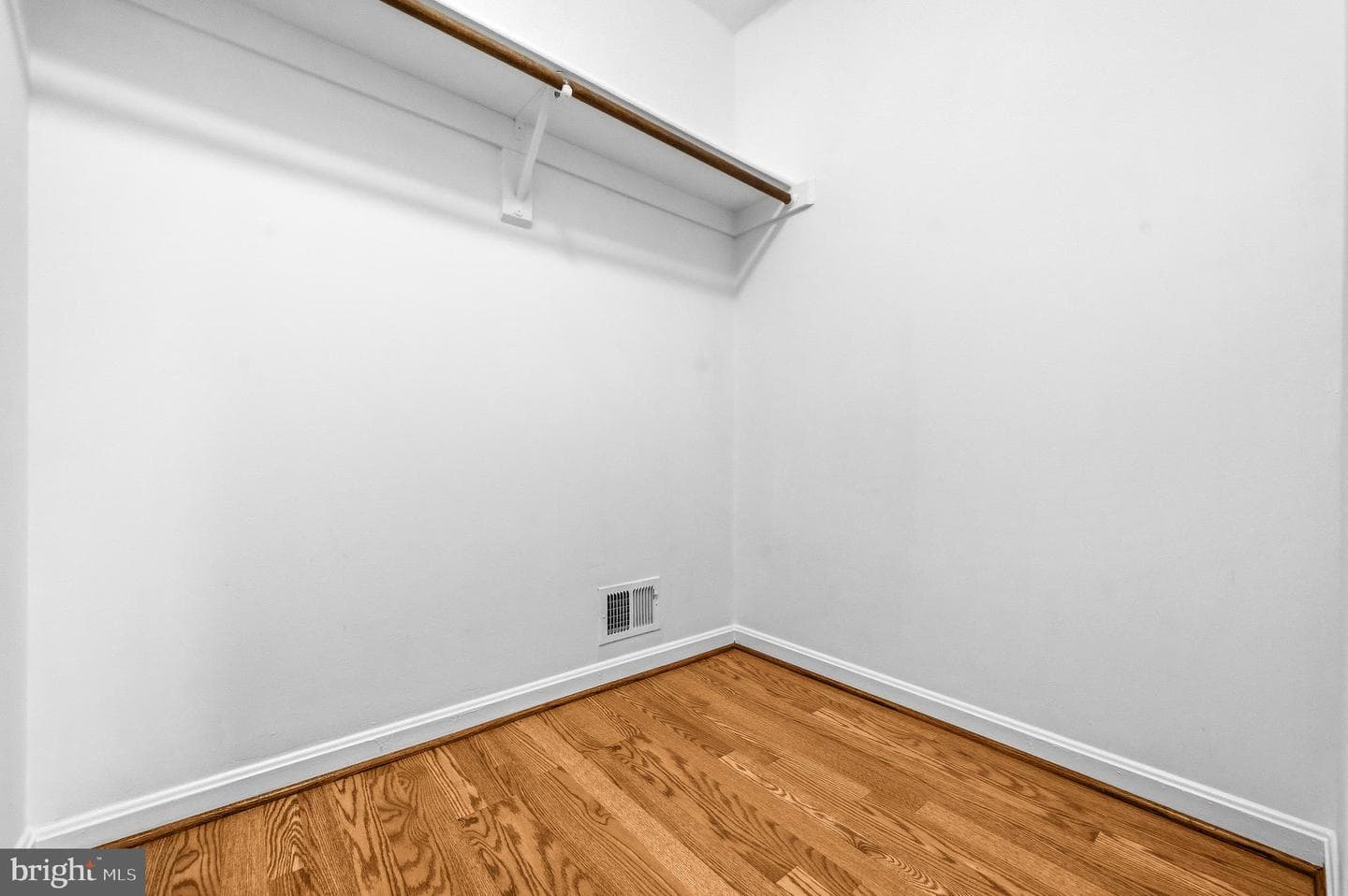 6276 Alforth Avenue photo 26