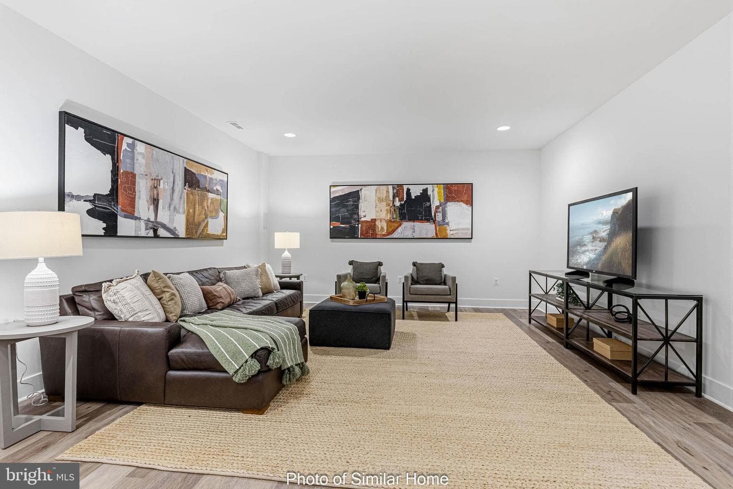 1607 Hunting Avenue photo 35