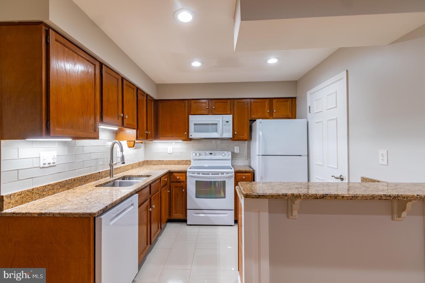 10198 Ashbrooke Court #126 photo 15