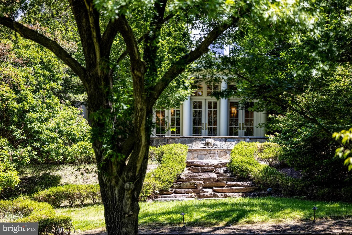 9324 Georgetown Pike, Great Falls