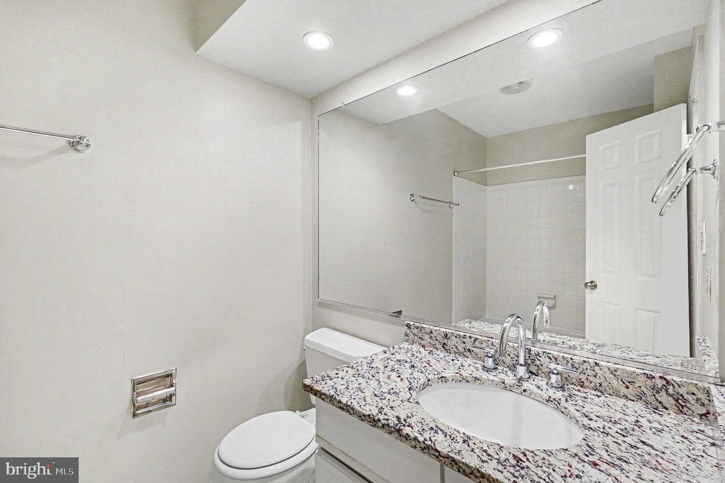 4555 Interlachen Court #g photo 13