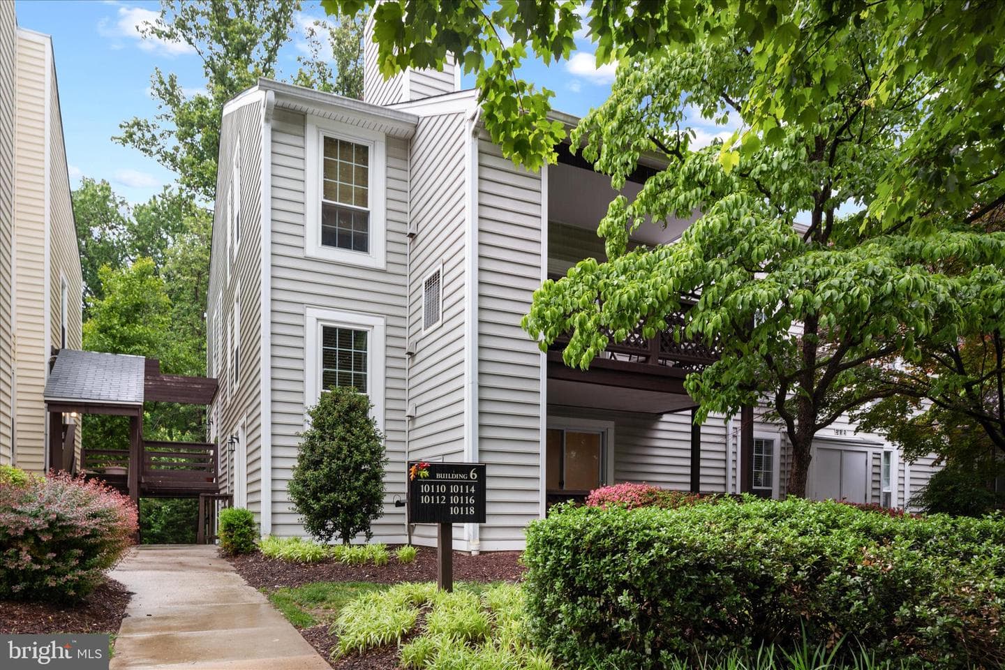 10110 Oakton Terrace Road #10110, Oakton