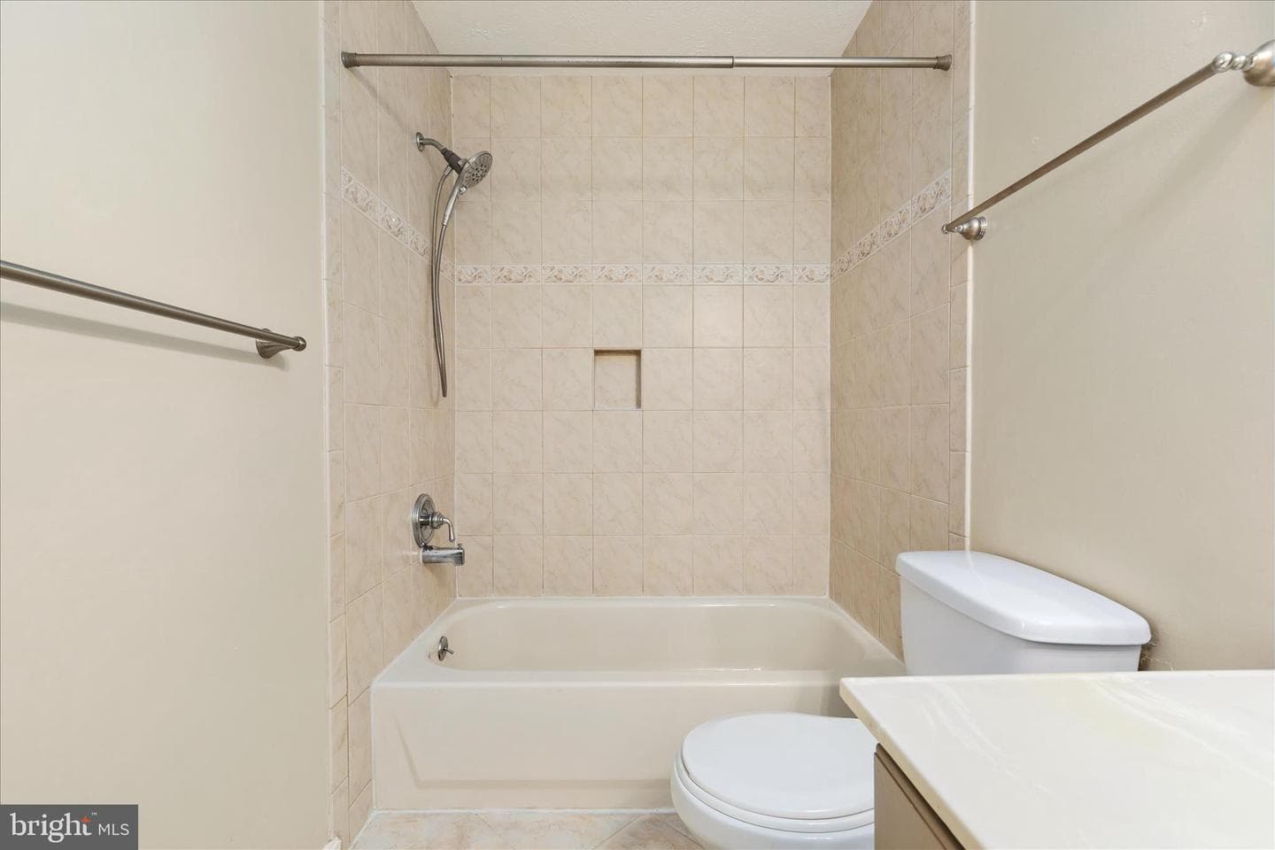 10110 Oakton Terrace Road #10110 photo 21