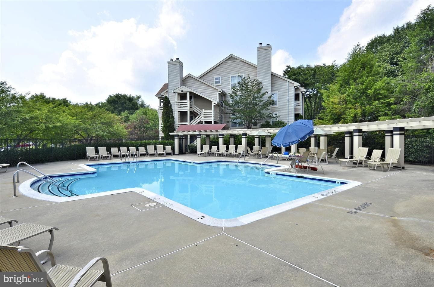 4555 Interlachen Court #j photo 21