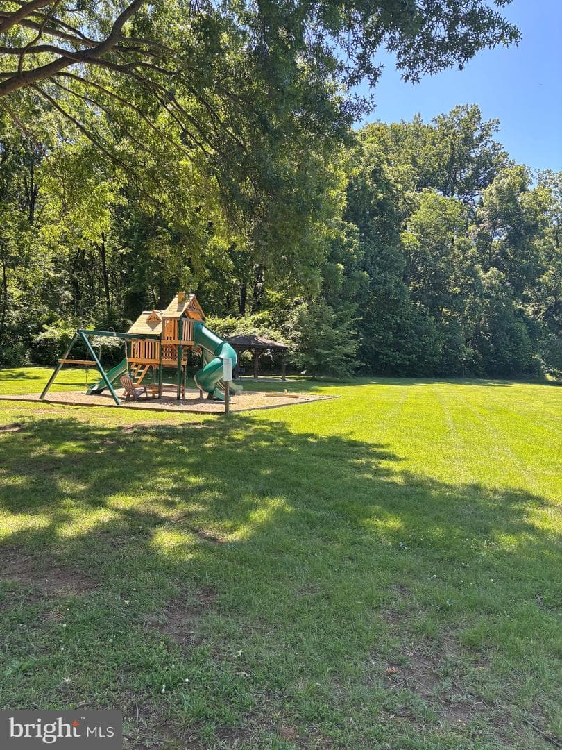 10538 Greene Dr photo 40