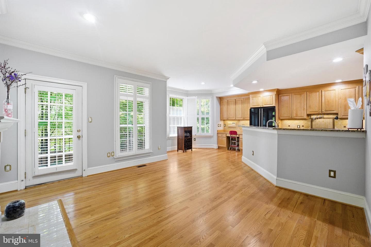 2026 Mayfair Mclean Court photo 24