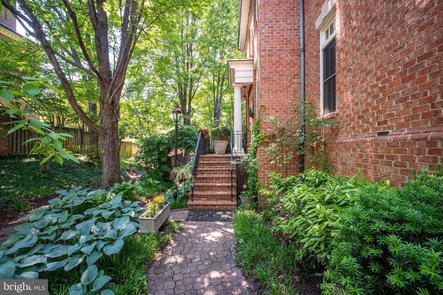 2026 Mayfair Mclean Court photo 6
