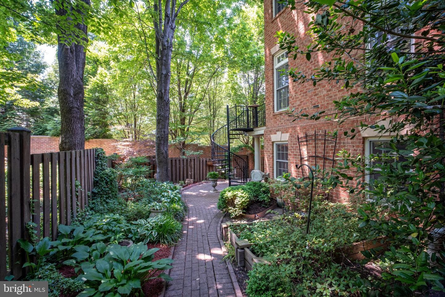 2026 Mayfair Mclean Court photo 64