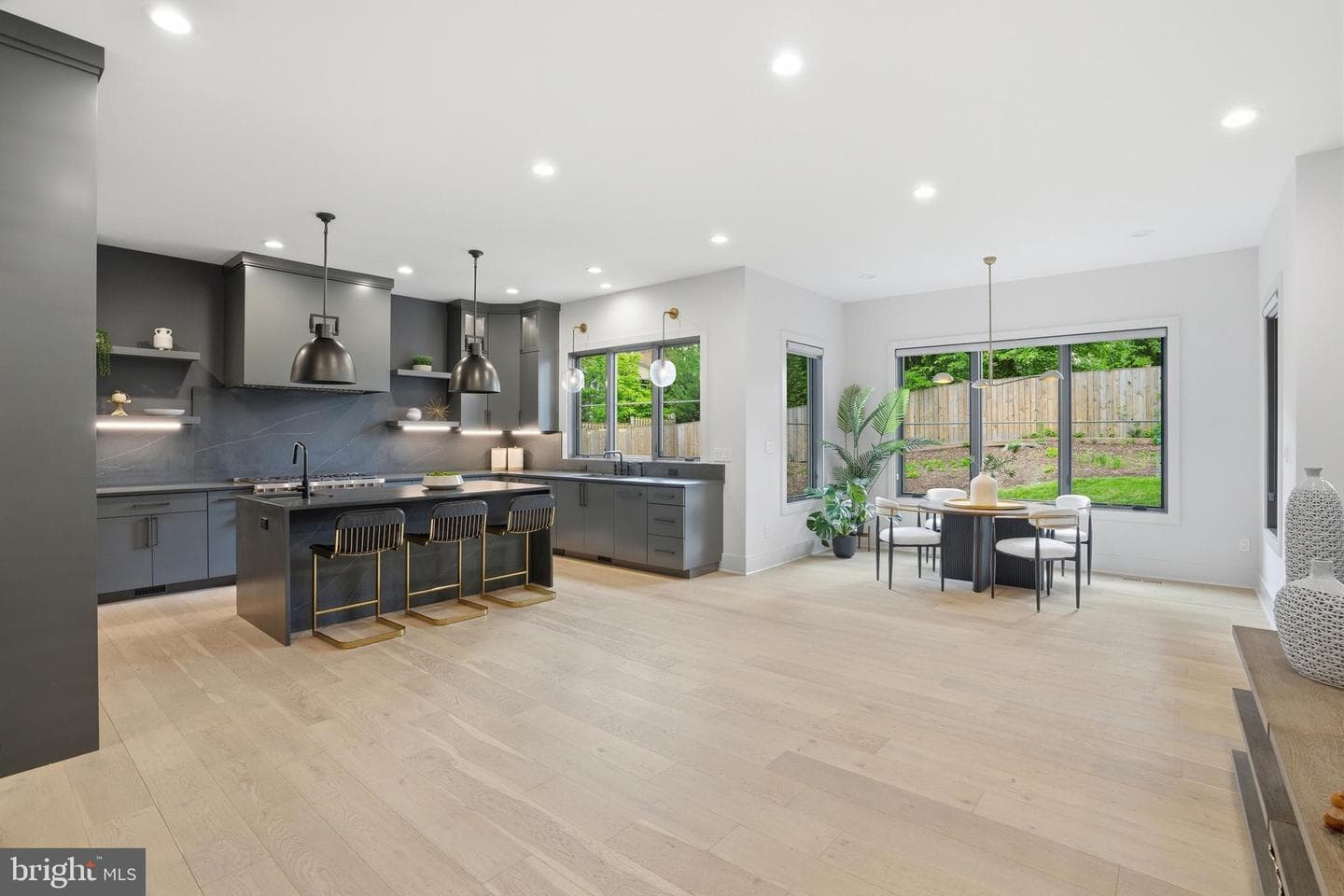 1608 Wrightson Drive photo 25