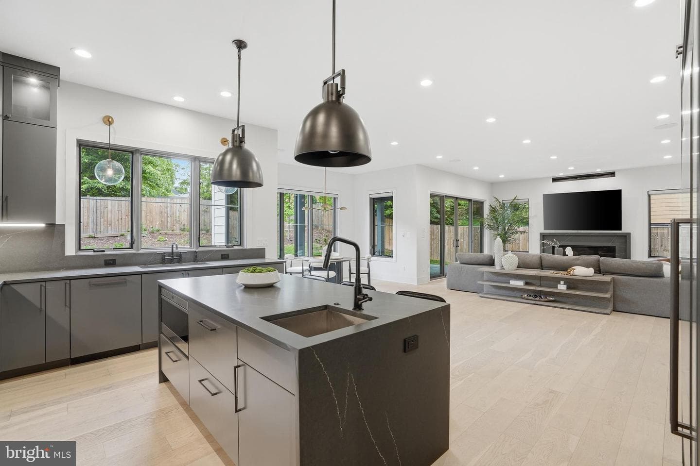 1608 Wrightson Drive photo 26