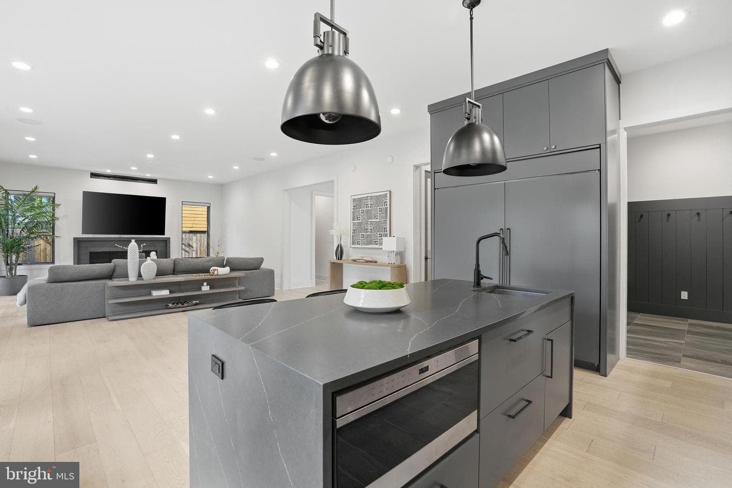 1608 Wrightson Drive photo 28
