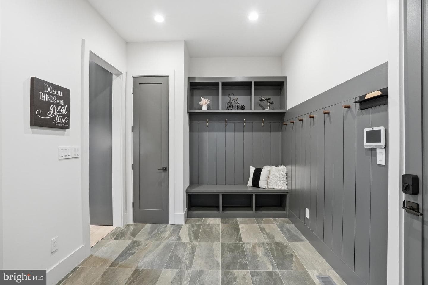 1608 Wrightson Drive photo 37