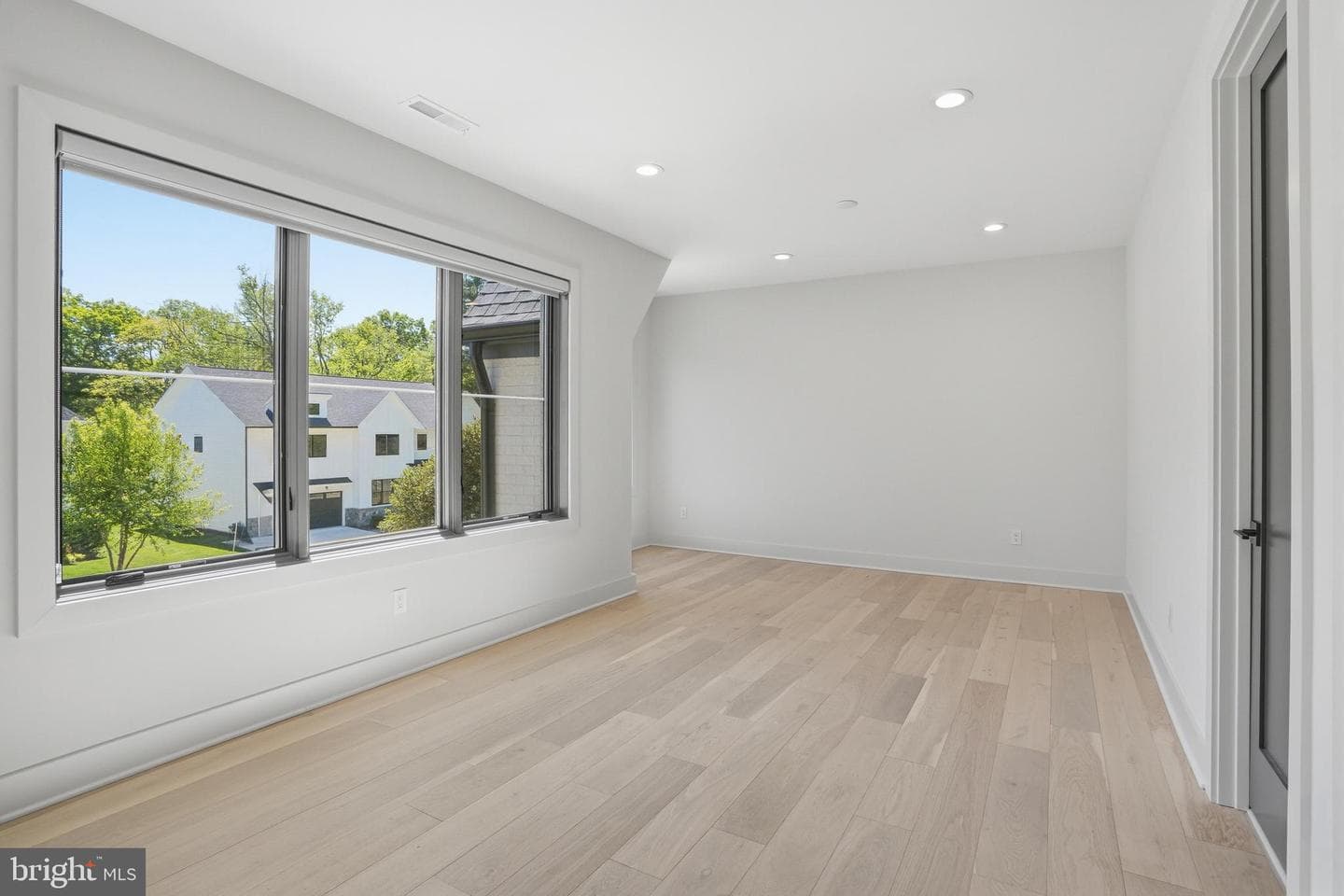 1608 Wrightson Drive photo 49