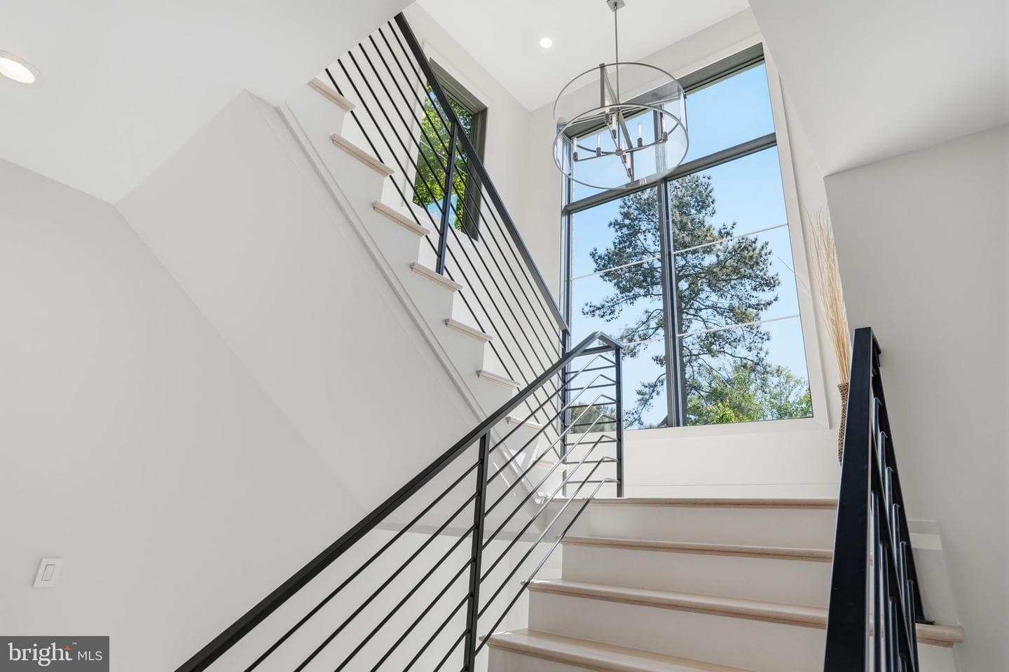 1608 Wrightson Drive photo 6