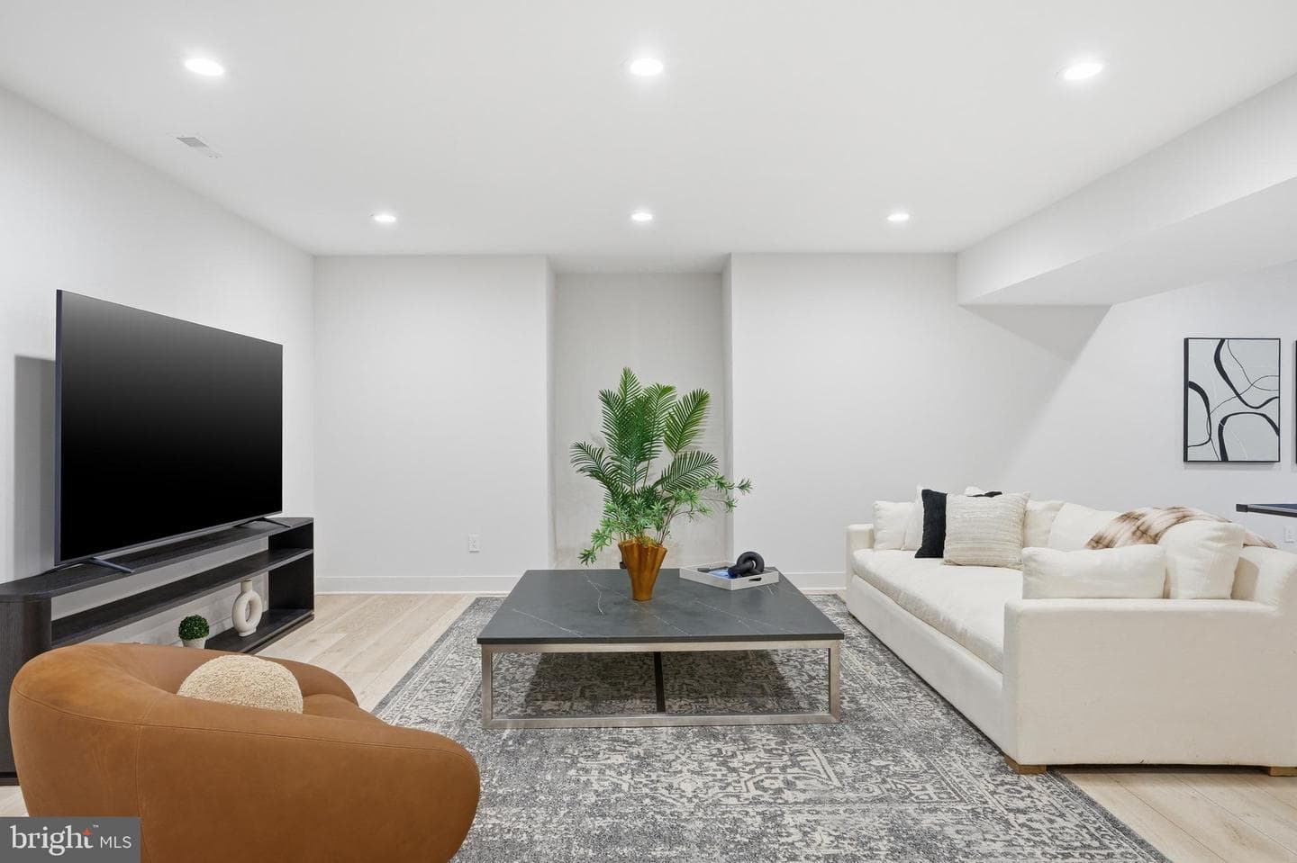 1608 Wrightson Drive photo 84