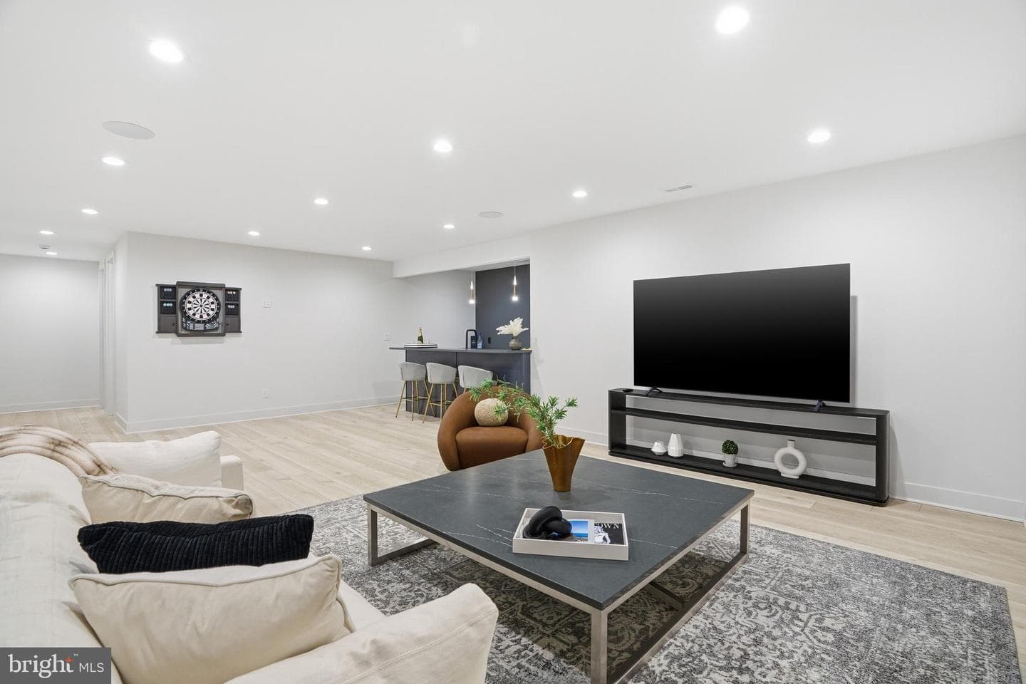 1608 Wrightson Drive photo 87