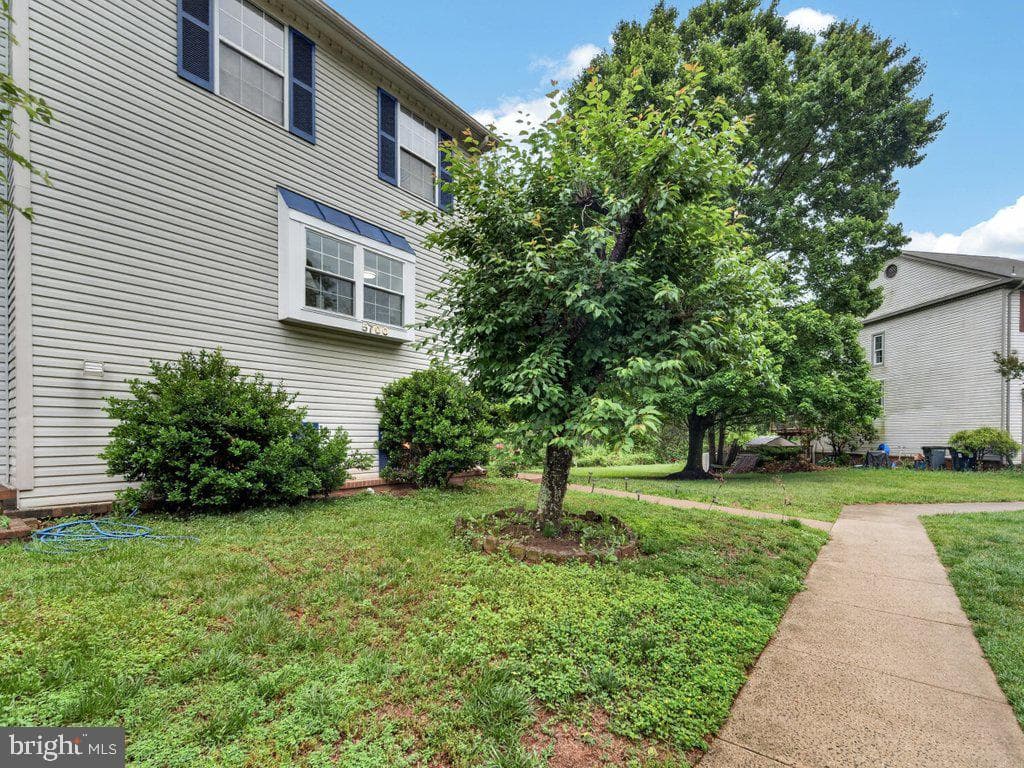 5700 Mason Bluff Drive, Burke