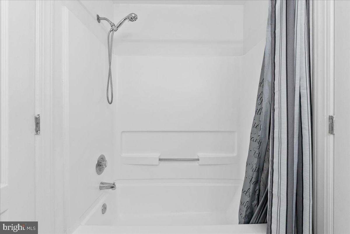 14901 Rydell Road #201 photo 19