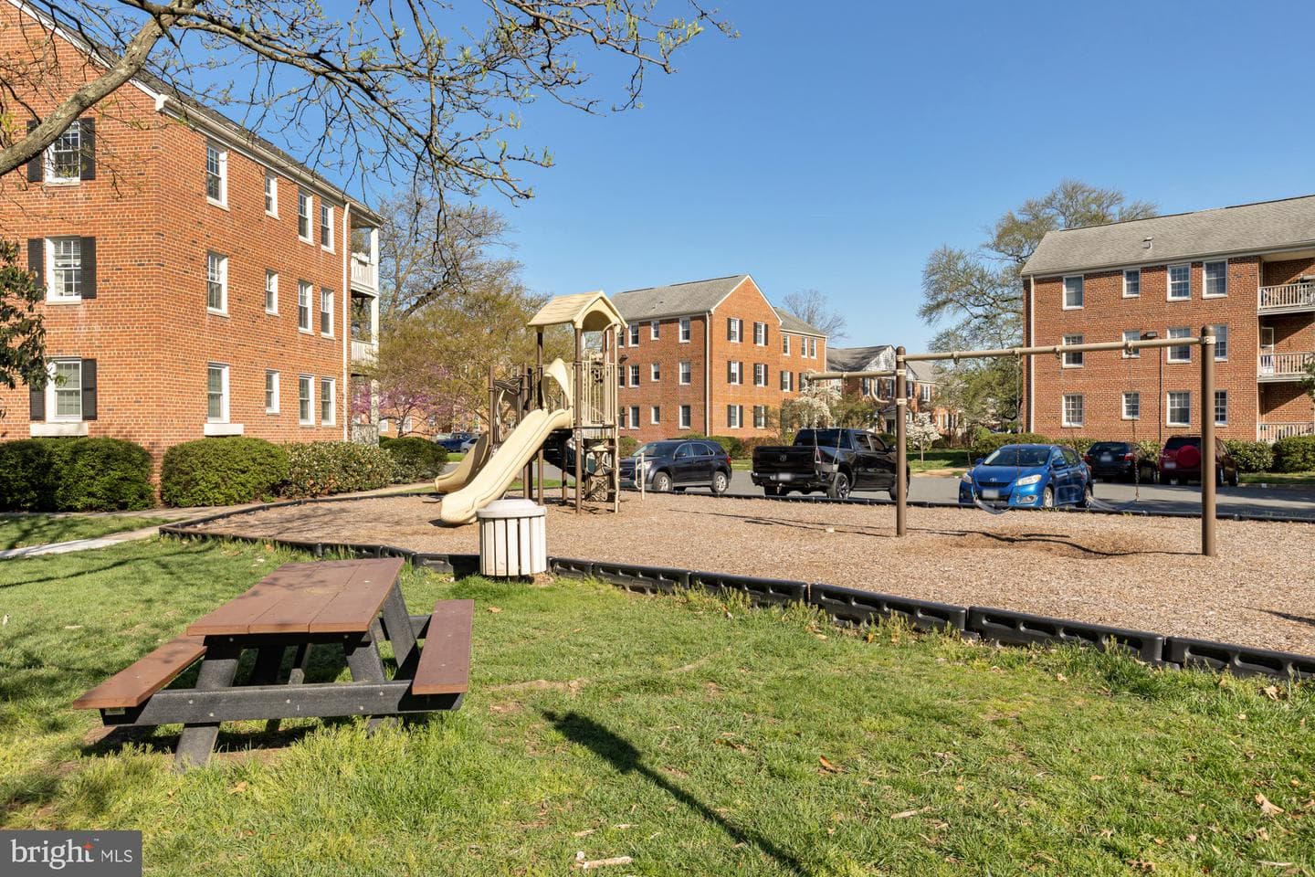 6715 W Wakefield Drive #b1 photo 24