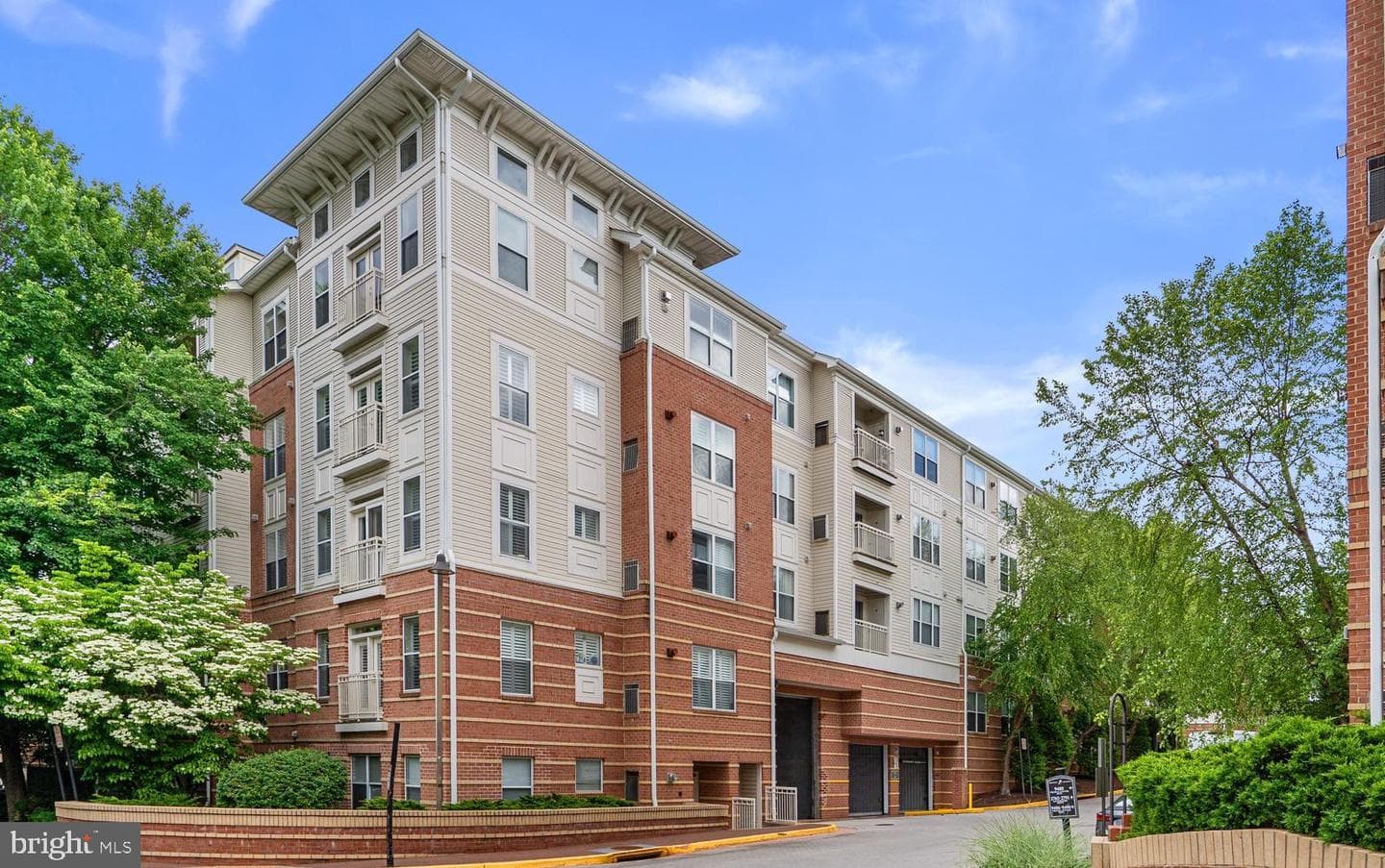 9480 Virginia Center Boulevard #124