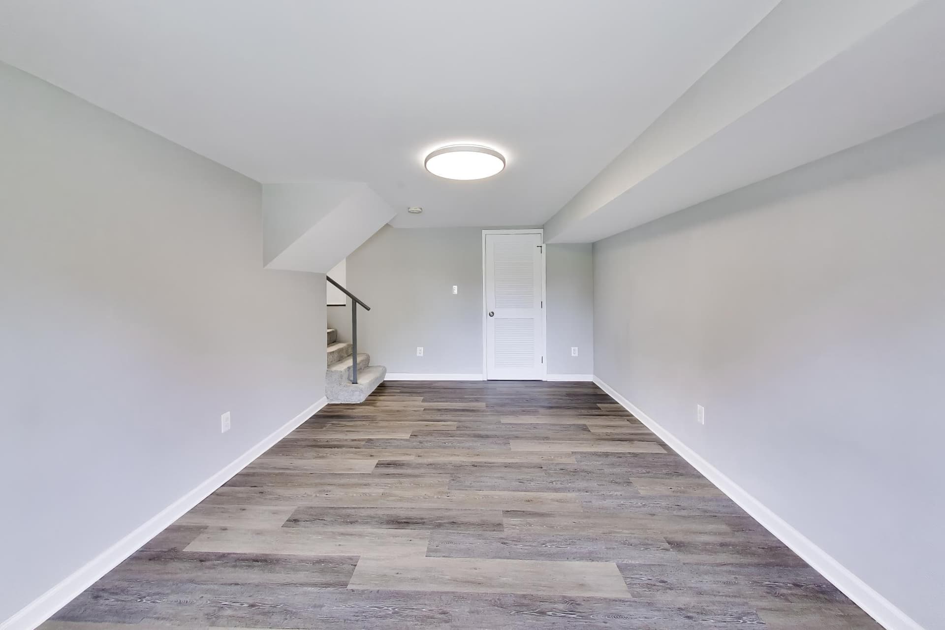 5816 Amelia Street photo 15