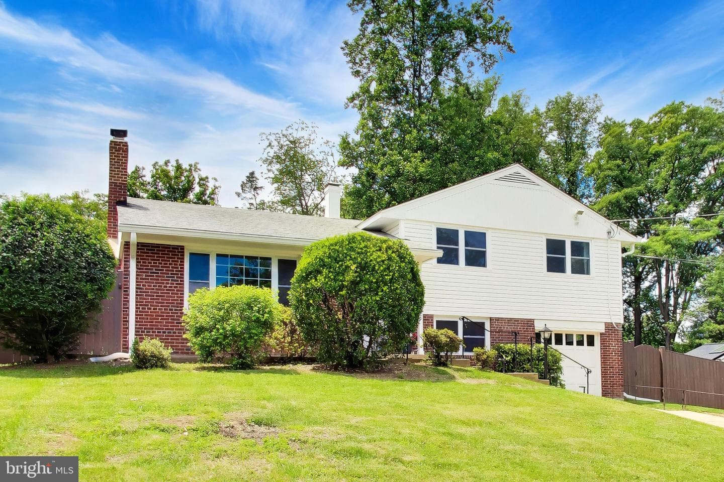 5816 Amelia Street photo 3