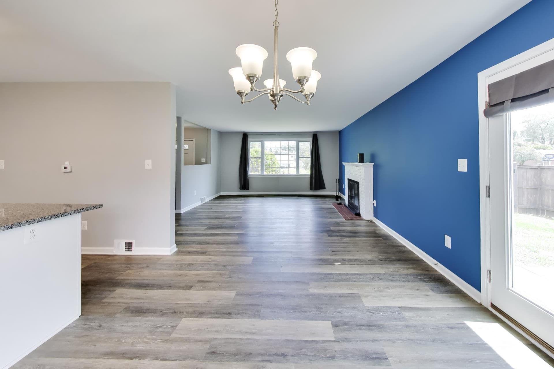 5816 Amelia Street photo 9