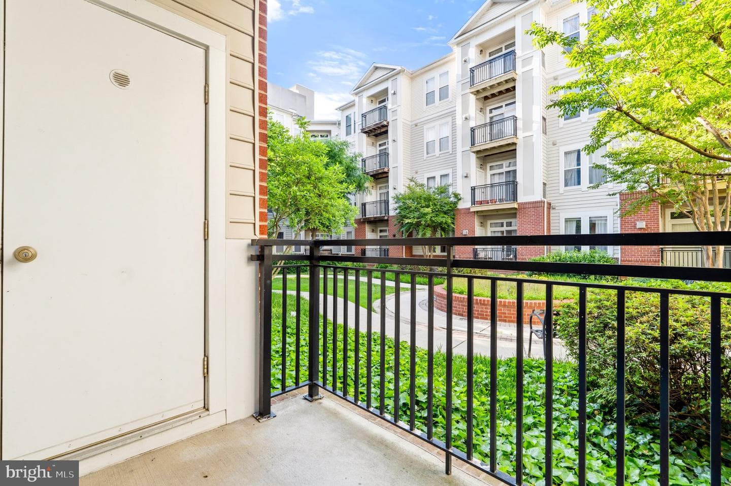 2665 Prosperity Avenue #105 photo 14