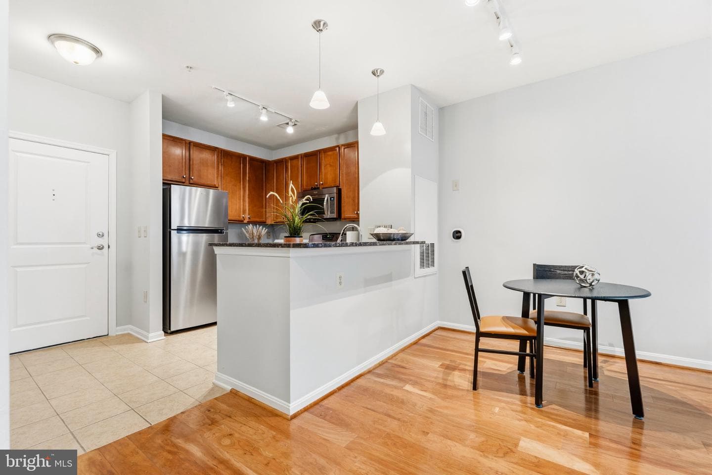 2665 Prosperity Avenue #105 photo 6