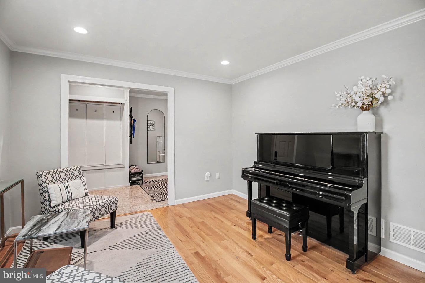 9770 Turnbuckle Drive photo 5