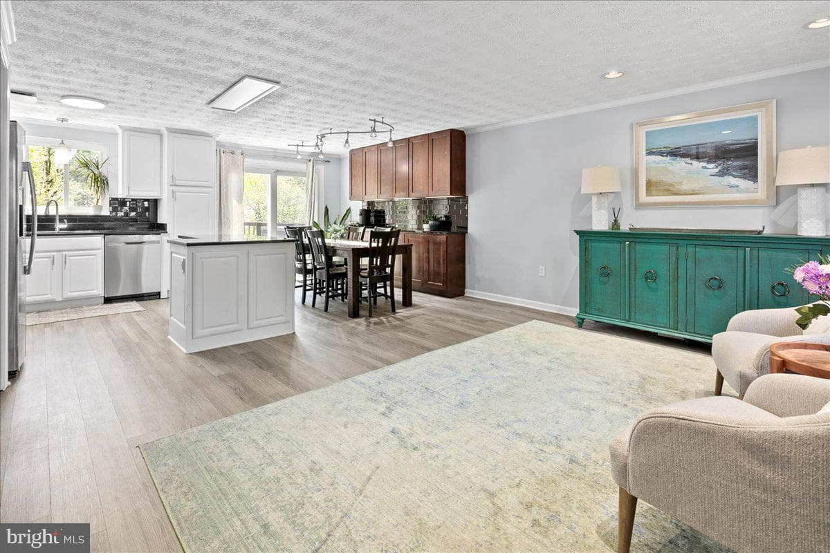 12780 Bradwell Road photo 9